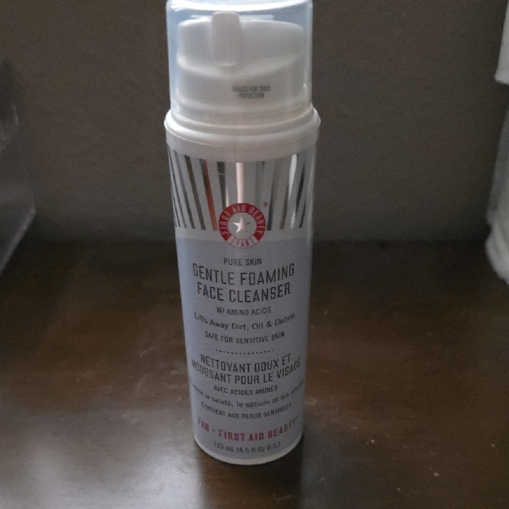 First Aid Beauty White and Silver Cleanser & Exfoliant